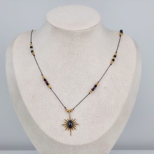 Naszyjnik Czarne Słońce – onyks i hematyt na stabilność