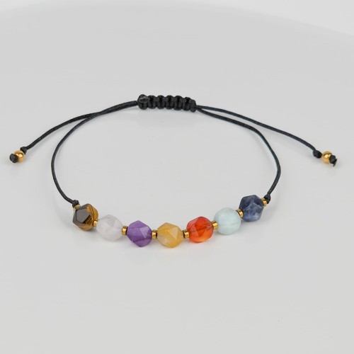 Ręcznie robiona bransoletka czakralna – harmonia i równowaga