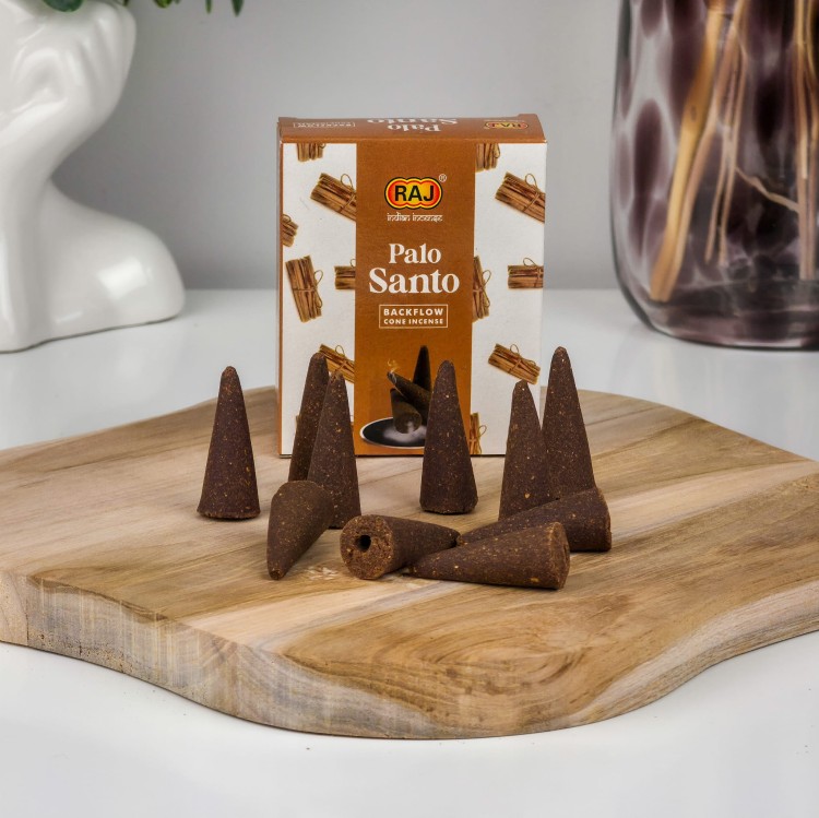 Kadzidełka stożkowe Raj Backflow - Palo Santo