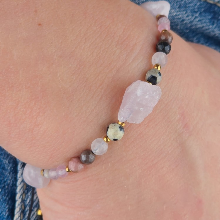 Handmade bransoletka Serce Ziemi – kamienie na bliskość