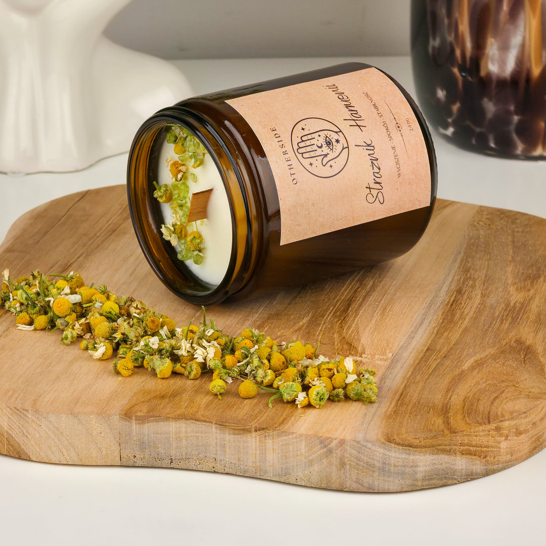 Świeca sojowa Strażnik Harmonii – oliwin, rumianek, drzewo sandałowe