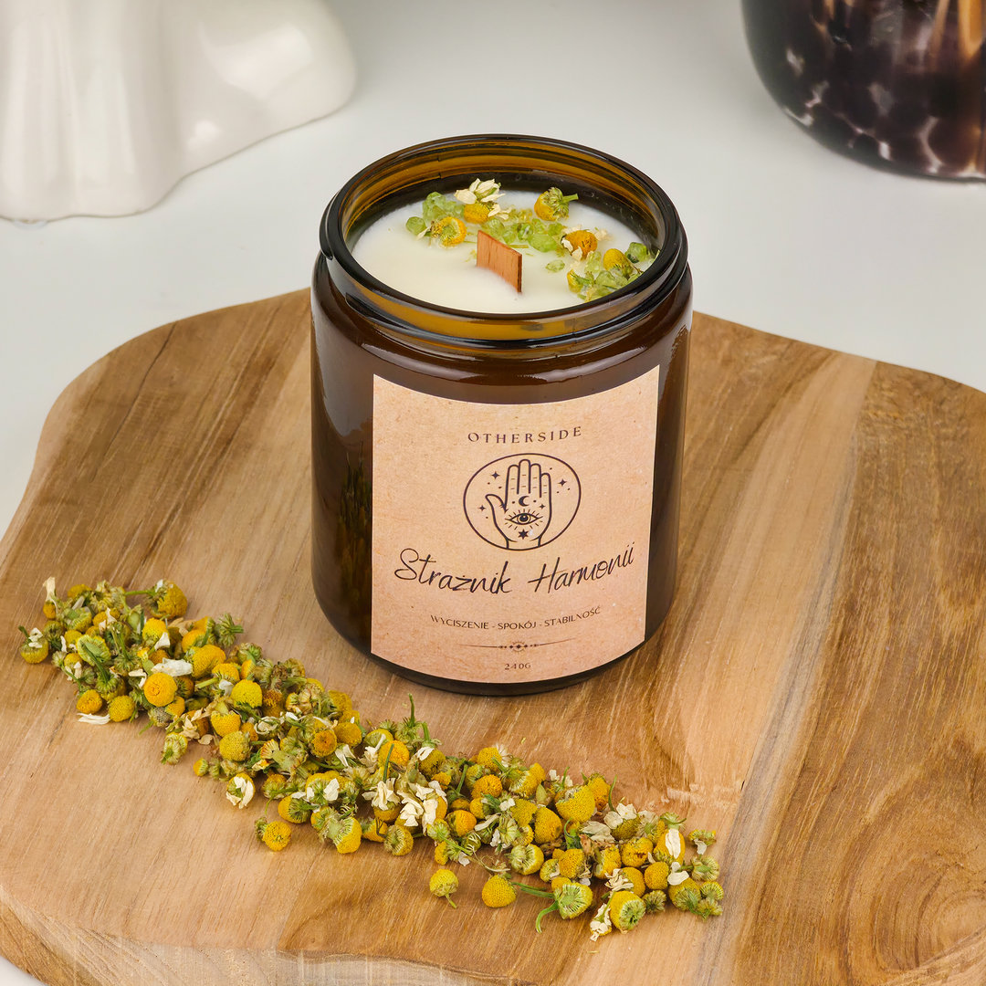 Świeca sojowa Strażnik Harmonii – naturalne dodatki
