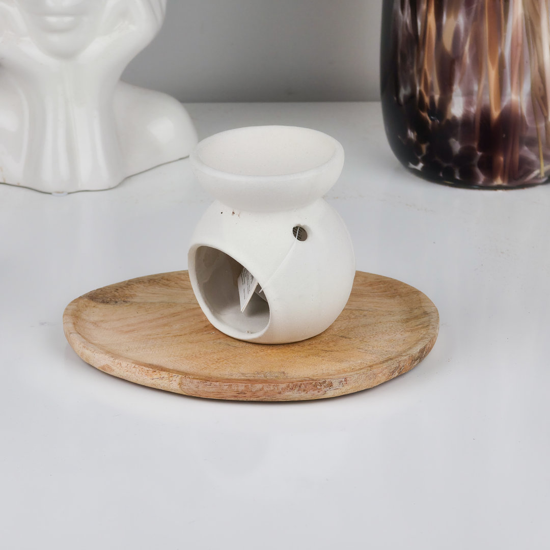 Porcelanowy kominek zapachowy detal miseczki